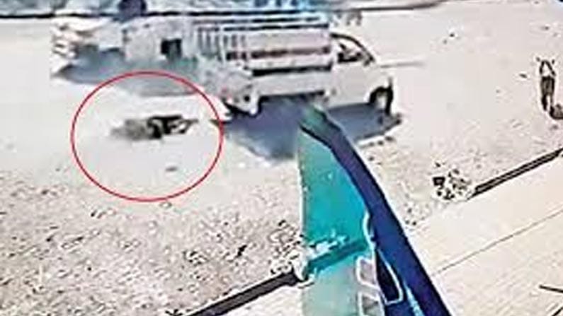 Crime News Gujarath : బావను వాహనానికి కట్టేసి అరకిలోమీటరు దూరం ఈడ్చుకెళ్లిన బావమరిది.. ఎందుకు ఇలా చేశాడంటే..