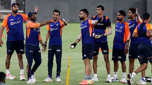 India Vs England: భారత్ గెలిచినేనా.. బరిలో నిలచేనా.? కీలకంగా మారిన నాలుగో టీ20 మ్యాచ్..