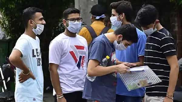 JEE Main 2021 Result: విడుదలైన జేఈఈ పరీక్షా ఫలితాలు.. ఆ ఘనత సాధించిన తొలి మహిళా అభ్యర్థిగా ఢిల్లీ యువతి..