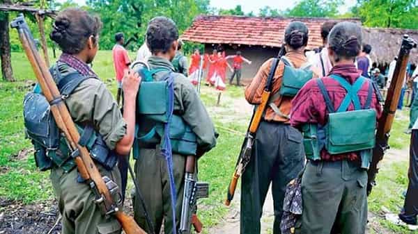 నక్సలైట్లు జనజీవన స్రవంతిలో కలిసేలా ఝార్ఖండ్ పోలీసుల వినూత్న కార్యక్రమం.. లొంగిపోయేందుకు ఆసక్తి