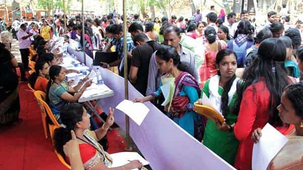 Jobs In Hetro Drugs: నిరుద్యోగులకు గుడ్ న్యూస్.. హెటిరో డ్రగ్స్లో ఉద్యోగాలు.. ఇంటర్వ్యూ ఆధారంగా..