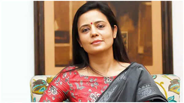 ఉత్తరాఖండ్ సీఎం వ్యాఖ్యలపై మండిపడిన తృణమూల్ కాంగ్రెస్ ఎంపీ మహువా మొయిత్రా బేషరం అంటూ నిప్పులు
