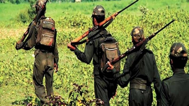 Maoists Targets: పినపాక నియోజకవర్గంలో మావోయిస్టుల కలకలం.. వ్యాపారికి బెదిరింపులు..