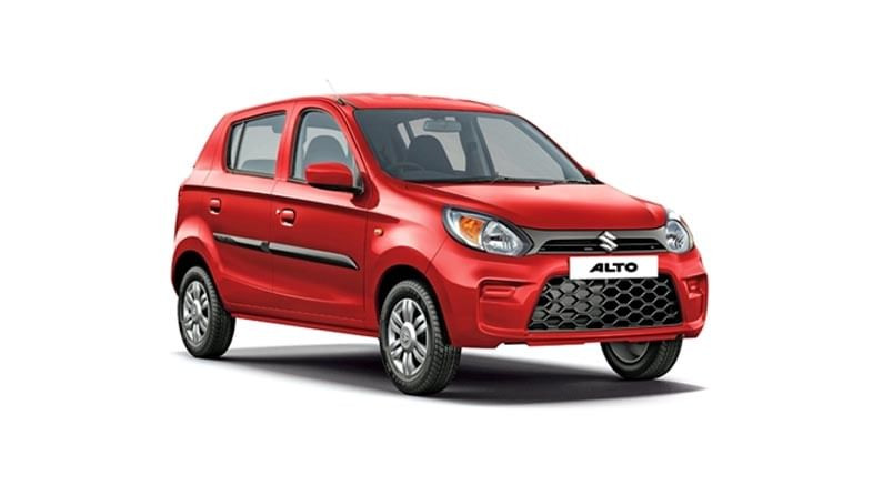 Maruti Swift: ప్రసిద్ధ హ్యాచ్‌బ్యాక్ కారు మారుతి స్విఫ్ట్ కూడా ఈ కరోనా యుగంలో మంచి ప్రదర్శననిచ్చింది. ఈ కారులో కంపెనీ 1.2 లీటర్ సామర్థ్యం గల పెట్రోల్ ఇంజిన్‌ను ఉపయోగించి తయారు చేశారు. ఈ కారు ధర రూ. 5.19 లక్షల నుంచి రూ.చ8.02 లక్షల మధ్య ఉంటుంది.