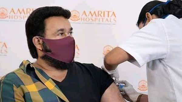 COVID-19 vaccine: కరోనా టీకా తీసుకున్న సౌత్ స్టార్ హీరో మోహన్లాల్.. వైద్య సిబ్బందికి కృతజ్ఞతలు