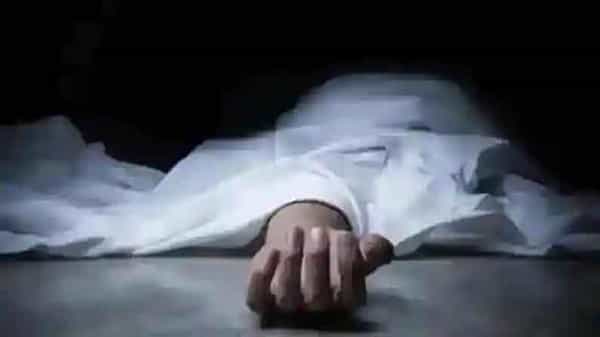 పదేళ్ల చిన్నోడితో పెళ్లి.. రెండేళ్లుగా కనిపించకుండాపోయిన భర్త.. కట్ చేస్తే.. ప్రియుడితో కలిసి కటకటాల్లో భార్య