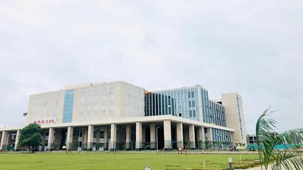 AIIMS Recruitment: నాగ్పూర్ ఎయిమ్స్లో ఉద్యోగాలు.. జీతం రూ. లక్ష మొదలు రెండు లక్షల వరకు.. దరఖాస్తు చేసుకోండిలా..