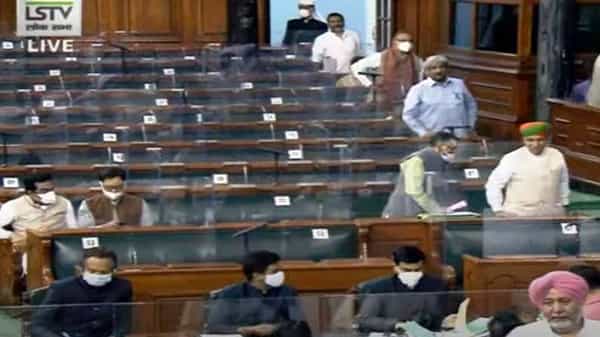 Parliament: ఈ రోజూ అదే తీరు.. ఆందోళనలతో అట్టుడికిన పార్లమెంట్.. ఉభయ సభలు మార్చి 15 వరకు వాయిదా