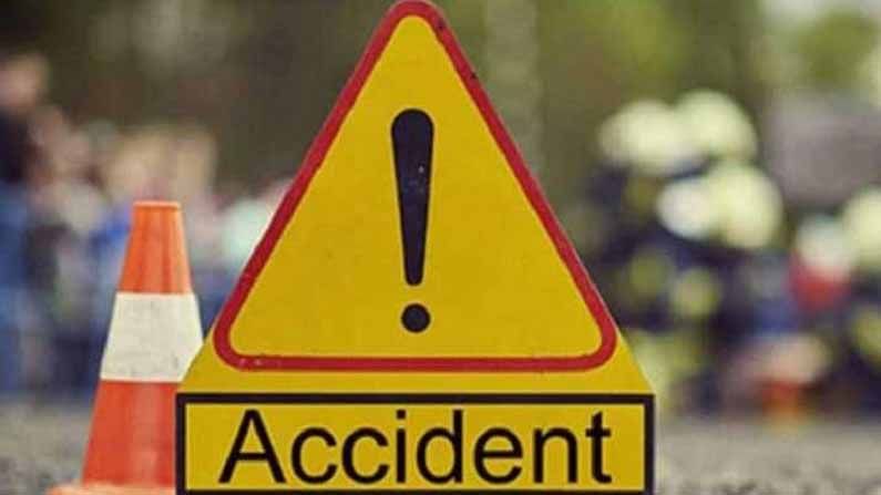 Road Accident: యూపీలో ఘోర రోడ్డు ప్రమాదం.. చిన్నారి సహా నలుగురు మృతి