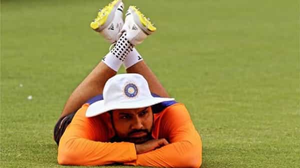 Cricketer Rohit Sharma: నాలుగో టెస్ట్ మ్యాచ్పై రోహిత్ శర్మ ఫన్నీ పోస్ట్.. ట్రోల్ చేసిన రితికా.. రెస్పాండ్ అయిన కుల్దీప్..