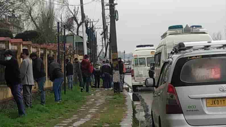 Viral News: ప్రపంచంలోని అత్యంత సుందర ప్రాంతంలో ఏంటీ పాడు పని.. నెటిజన్ల ఆగ్రహం