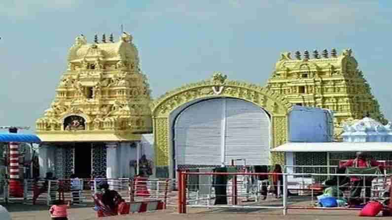 Yadadri Temple: యాదాద్రి దేవస్థానం కీలక నిర్ణయం.. బుధవారం నుంచి అర్జిత సేవలు రద్దు.. కారణం ఇదే..!