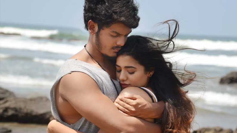 Akash Puri's Romantic: ఆకాష్ పూరీ రొమాంటిక్ సినిమాకూడా ఓటీటీ బాట పట్టనుందా.?