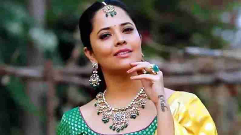 Anasuya Bharadwaj : పుష్ప సినిమాలో ఆ పాత్రలో రంగమ్మత్త.. క్లారిటీ ఇచ్చిన అందాల యాంకర్..