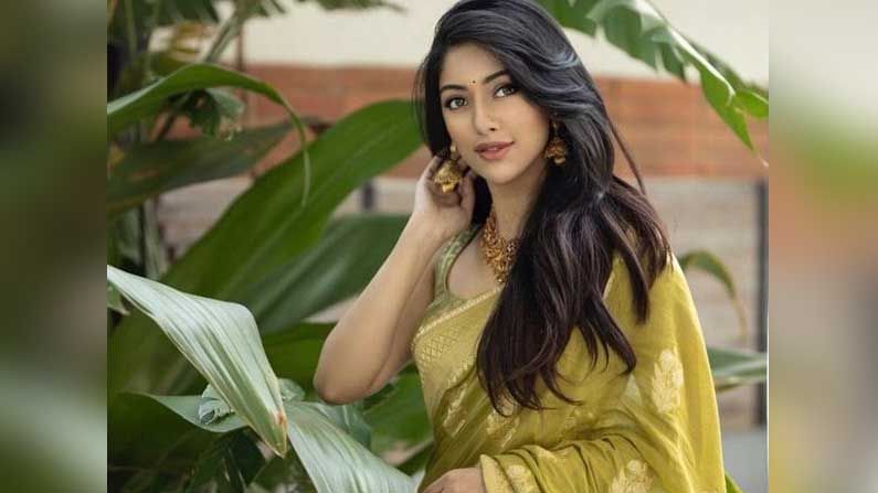 ఇటీవల ‘అల్లుడు అదుర్స్‌’ చిత్రంతో ప్రేక్షకులను అలరించిన ఈ బ్యూటీ.. తాజాగా ‘ఆర్‌ఎక్స్‌ 100’ ఫేమ్‌ అజయ్‌ భూపతి దర్శకత్వం వహిస్తున్న సినిమాలో నటించే చాన్స్‌ కొట్టేసింది.