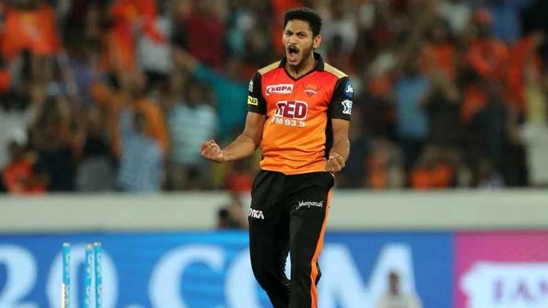 ఐపీఎల్ 2018,2019,2020లలో సన్‌రైజర్స్ హైదరాబాద్ తరఫున మొత్తం 8 మ్యాచ్‌లు ఆడిన తంపి 6 వికెట్లు మాత్రమే పడగొట్టాడు. ఐపీఎల్ 2020లో, అతను కేవలం ఒక మ్యాచ్ ఆడి, అందులో 46 పరుగులకు ఒక వికెట్ తీశాడు. ఐపీఎల్ 2021లో సన్‌రైజర్స్ హైదరాబాద్‌లో ఇప్పటికే భువనేశ్వర్ కుమార్, ఖలీల్ అహ్మద్, సందీప్ శర్మ, సిద్ధార్థ్ కౌల్, టి నటరాజన్ వంటి అద్భుతమైన పేస్ బౌలర్లు ఉండటంతో.. తంపికి ఛాన్స్ దొరికే అవకాశం తక్కువే.