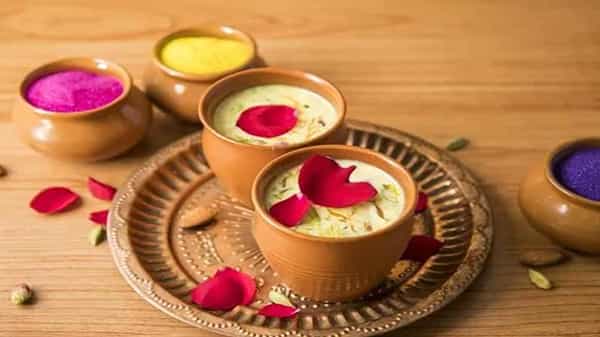 Holi 2021: హోలీ సంబరాల్లో భాంగ్ ఎందుకు తాగుతారో తెలుసా.. ఈ సంప్రదాయం ఎందుకు వచ్చిందంటే..
