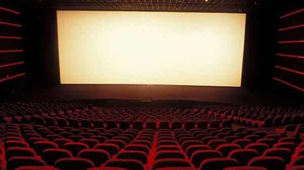 Box Office Collection Drop : కరోనా నామ సంవత్సరం బాక్సాఫీస్కు షాక్.. ఎంతమేర నష్టపోయింది అంటే
