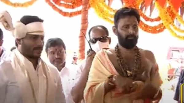 CM Jagan : మంత్రి కొడాలి నాని ఆధ్వర్యంలో గుడివాడ స్టేడియంలో పెద్దయెత్తున శివరాత్రి పూజలు, హాజరైన ఏపీ సీఎం జగన్