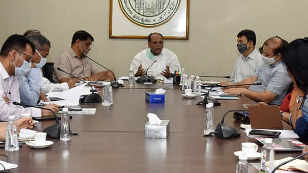 ఆ విషయాలపై స్పెషల్ ఫోకస్ పెట్టాలి.. స్వయం సహాయక సంఘాలపై సమీక్షలో సీఎస్ సోమేష్కుమార్ ఆదేశం