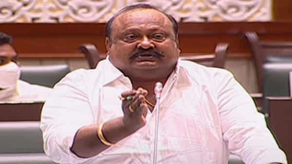 Telangana Budget: వరుసగా మూడు నెలలు రేషన్ తీసుకోలేదా..? అయితే మీ కార్డు క్యాన్సెల్