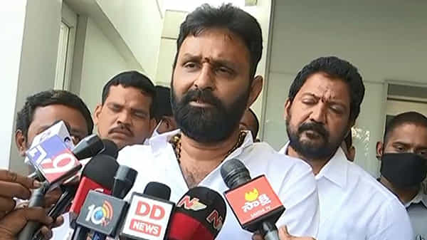 ఆ ఇద్దరిని ఉతికి ఆరేసిన కొడాలి నాని.. రాసిచ్చింది చదవడం తప్పా ఏమీ చేయలేరన్న మంత్రి