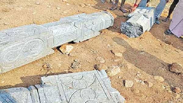 AP Temple attacks : కర్నూలు జిల్లా వెంకటనాయునిపల్లెలో సీతారాముల ఆలయ రాతి స్తంభాలు ధ్వంసం కేసులో కొత్త కోణాలు