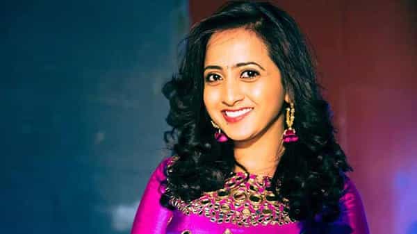 Lasya Manjunath: కామెడీ టైమింగ్ తో నవ్వులు పూయించిన యాంకర్ లాస్య.. రవితో కలిసి స్టేజ్ పై..
