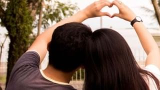 Viral: పిట్టగోడపై కాకి ‘క్యాట్ వాక్’.. అమ్మాయిలను మించి హోయలు ఒలకబోసింది.. మీరూ లుక్కేయండి.!