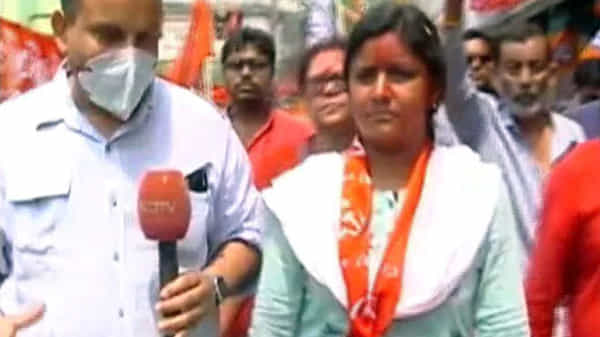 నందిగ్రామ్ లో రెండు బలమైన కొండలను ఢీకొననున్న చిట్టి అభ్యర్థి, వయస్సు 36 ఏళ్ళే !