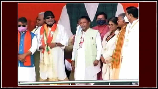 బీజేపీ అభ్యర్థుల ఫైనల్ లిస్టులో డిస్కో డ్యాన్సర్ పేరు గాయబ్, మొదట ప్రచారానికే పరిమితమా ?
