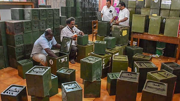 కాసేపట్లో ఎమ్మెల్సీ ఎన్నికల ఓట్ల లెక్కింపు.. ఇప్పటికే అన్ని ఏర్పాట్లు చేసిన అధికారులు.. ఓట్ల లెక్కింపు ఇలా..