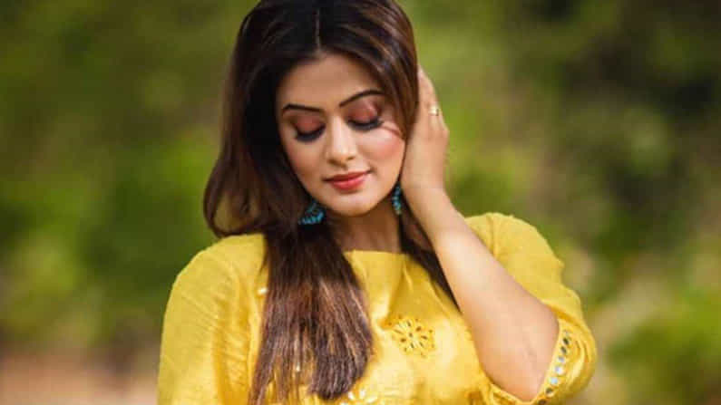 ప్రస్తుతం టీవీ షోలతో పాటు కొన్ని చిత్రాల్లో ఆమె నటిస్తోంది. ఇటీవలే 'హిజ్ స్టోరీ' అనే హిందీ వెబ్ సిరీస్ లో ఆమె కీలక పాత్రను పోషించింది.