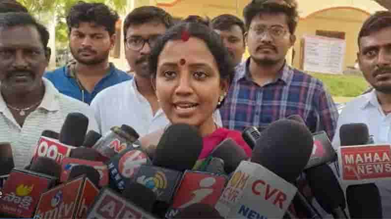 Sagar By Election : సాగర్ పోరులో నేనే బీజేపీ అభ్యర్థిని, మంచిరోజు కాబట్టే నామినేషన్ వేశా, నివేదిత సెల్ఫ్ అనన్సౌమెంట్