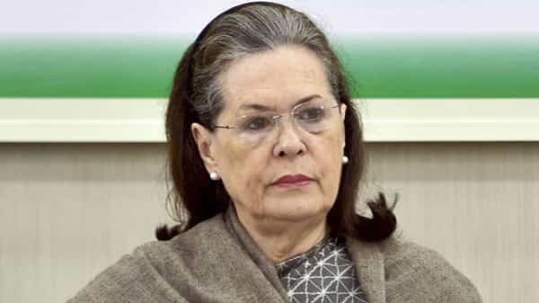 Sonia Gandhi: అన్యాయంపై పోరాడండి.. బాధితులకు అండగా ఉండండి.. పార్టీ శ్రేణులకు సోనియా పిలుపు..