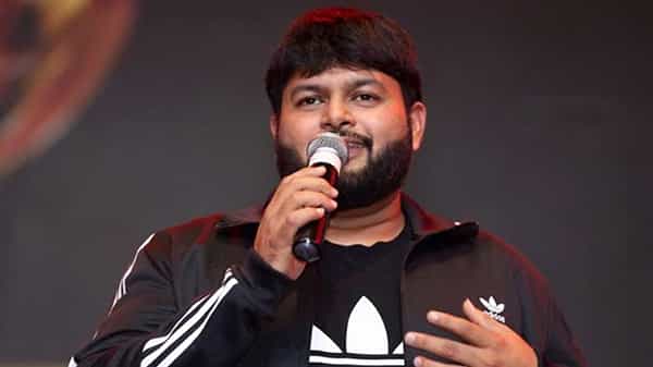 త్రివిక్రమ్ గారి వల్లే వకీల్ సాబ్ ఛాన్స్.. కానీ ఆ సినిమా మిస్ అయ్యాను.. ఆసక్తికర వ్యాఖ్యలు చేసిన తమన్..