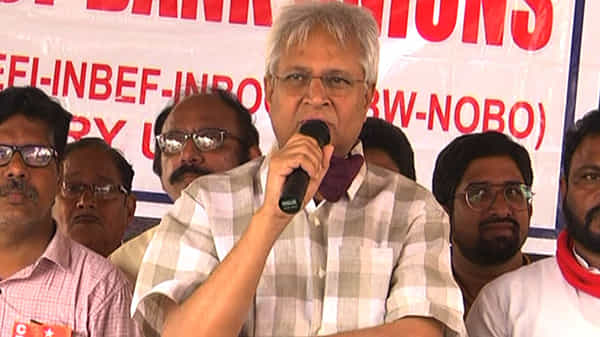Undavalli Arunkumar : భవిష్యత్లో వాళ్ల గురించి మాట్లాడితే కాల్చి చంపేస్తారు, ఉండవల్లి సంచలన వ్యాఖ్యలు