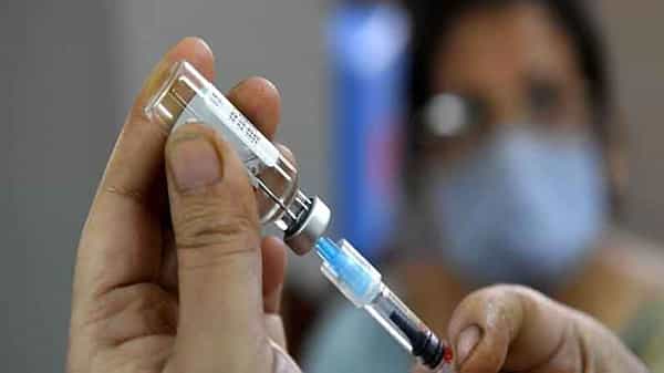 Vaccination 3rd phase: కోవిడ్ వ్యాక్సినేషన్ పై కేంద్రం కొత్త మార్గాదర్శాకాలు జారీ.. రాష్ట్రాలు కోవిన్ యాప్ లో టీకాల పంపిణీ వివరాలు నమోదు చేయాలని సూచన!