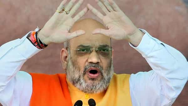 చత్తీస్ఘడ్లో మావోయిస్టుల దాడిపై కేంద్రం సీరియస్.. మావోలను ఉక్కుపాదంతో అణచివేస్తామని అమిత్షా హెచ్చరిక