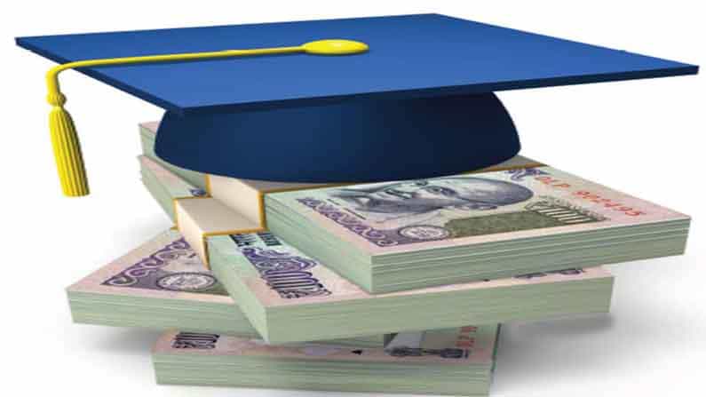 కాగా, ఎడ్యుకేషన్ రుణాలపై చెల్లించే వడ్డీకి ట్యాక్స్ మినహాయింపు కూడా ఉంటుంది. లోన్ తిరిగి చెల్లించడం ప్రారంభించిన ఏడాది నుంచి 8 ఏళ్ల వరకు మాత్రమే లభిస్తుంది. అందుకే రుణాలు తీసుకున్న వారు ఎనిమిదేళ్లుగా గడువు పెట్టుకుంటే ట్యాక్స్ మినహాయింపుల ద్వారా ఎక్కువ లబ్ది పొందవచ్చు.