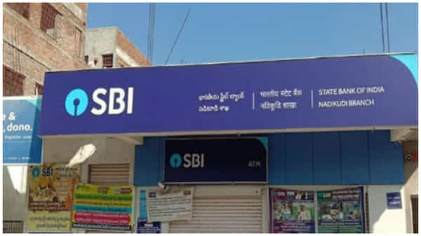 Banking Working Hours : బ్యాంకు ఖాతాదారులకు ముఖ్యగమనిక : కరోనా వైరస్ నేపథ్యంలో పనివేళలు తగ్గింపు