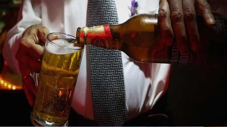 Beer Sales In Hyderabad: హైదరాబాదీలు తెగ తాగేస్తున్నారు.. బీర్ల విక్రయాల్లో సరికొత్త రికార్డు.. ఎండాకాలంలో పెరిగిన..
