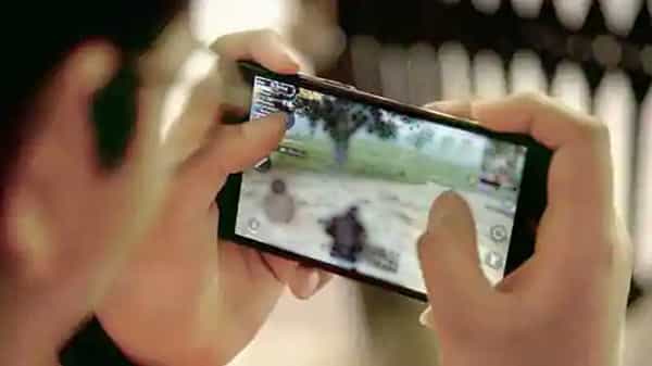 Video Games: వీడియో గేమ్స్కి బానిసైన బాలుడు.. ఏకంగా తన తల్లికే ఊహించని షాకిచ్చాడు..