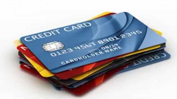 Credit Card Payment: క్రెడిట్ కార్డు బిల్లు చెల్లించలేక ఇబ్బందులు పడుతున్నారా..? అయితే ఇలా చేయండి