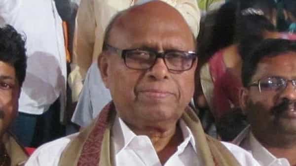 Eknath Gaikwad: కరోనాతో కాంగ్రెస్ సీనియర్ నేత, ఎంపీ గైక్వాడ్ కన్నుమూత.. పలువురి సంతాపం..