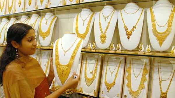 Gold Price Today: బంగారానికి మళ్లీ రెక్కలొచ్చాయి.. భారీగా పెరగిన గోల్డ్ రేట్.. ధరలు ఇలా ఉన్నాయి..