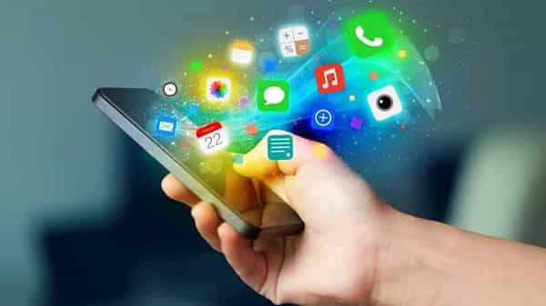 Government Apps: ఈ 5 ప్రభుత్వ యాప్లు మీ మొబైల్లో ఉన్నాయా?.. వీటి ప్రాముఖ్యత ఏంటో తెలిస్తే వెంటనే డౌన్లోడ్ చేసుకుంటారు..