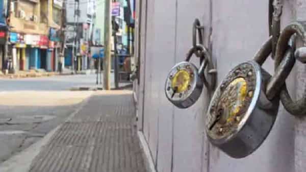 Lockdown News: కరోనా ఉధృతి...ఆ రాష్ట్రంలోని అన్ని పట్టణాల్లో లాక్డౌన్