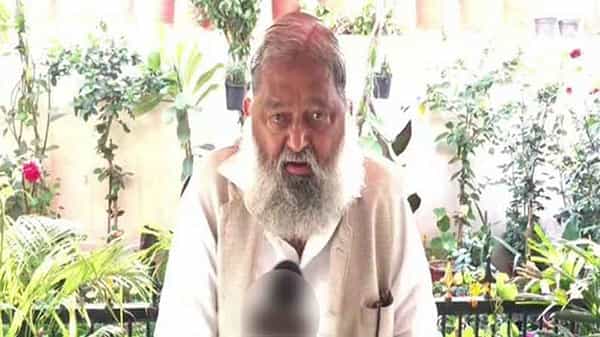 Coronavirus: నా ఆందోళన అంతా ఢిల్లీ సరిహద్దుల్లో ధర్నా చేస్తున్న ఆ రైతుల గురించే.. హర్యానా మంత్రి అనిల్ విజ్ కీలక వ్యాఖ్యలు..