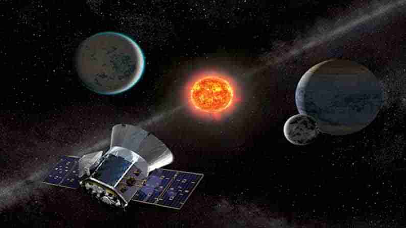 Solar System: అన్ని ప్రశ్నలకు ఒకే ఒక్క సమాధానం చందమామ..